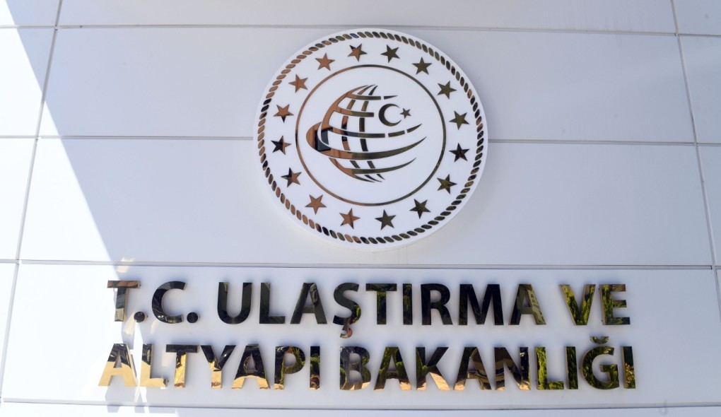 ulaştırma ve altyapı bakanlığı